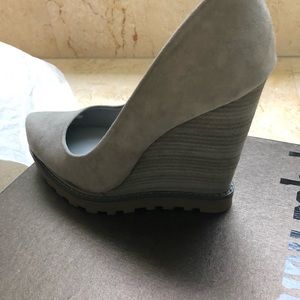 Wedge suede shoes